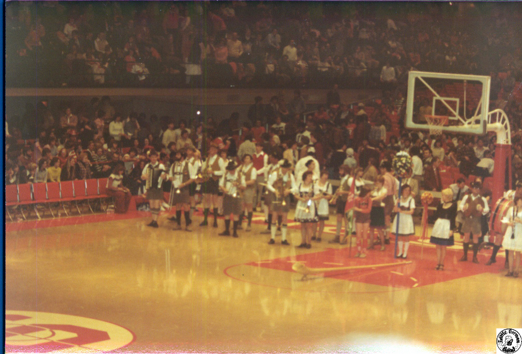 1977 02 16 02 NCSU-Duke BB half time.jpg